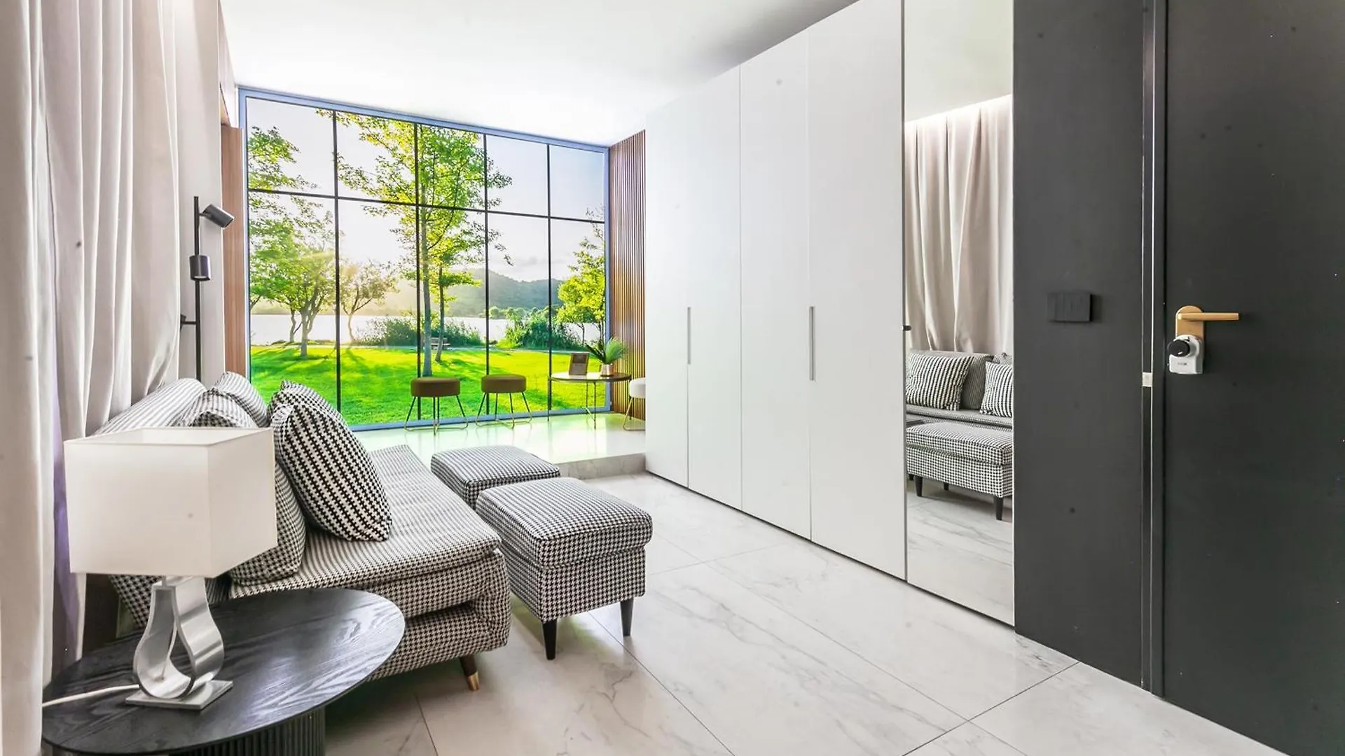 San Babila Prestige Suite - A Few Steps From Duomo contacts