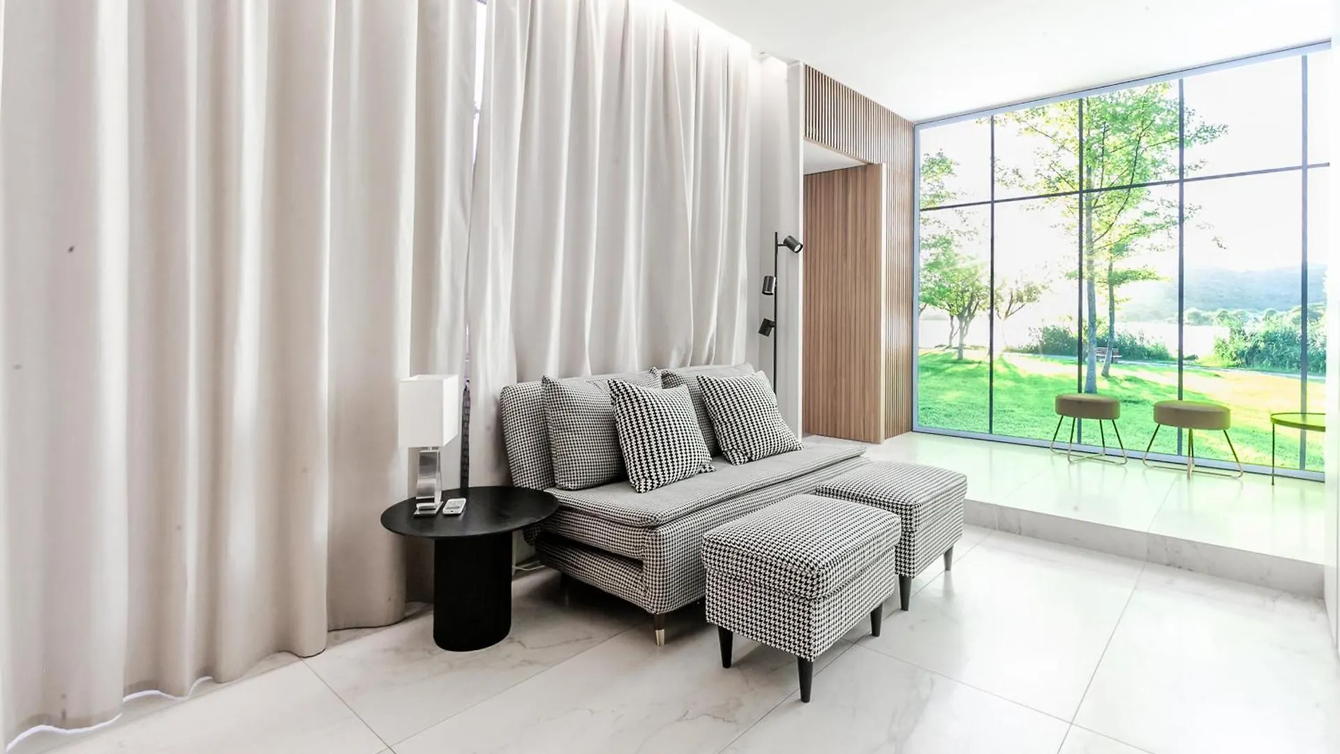 Apartment San Babila Prestige Suite - A Few Steps From Duomo Milan